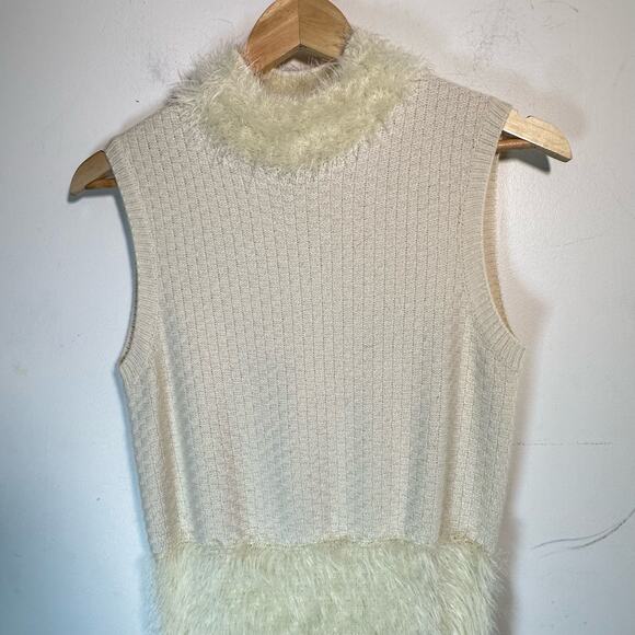 Diane Von Furstenberg fur trimmed Knit Dress Ivory Size S luxury whimsical NWOT - Picture 4 of 13